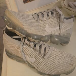 Nike Light Gray VaporMax Flyknit Shoes